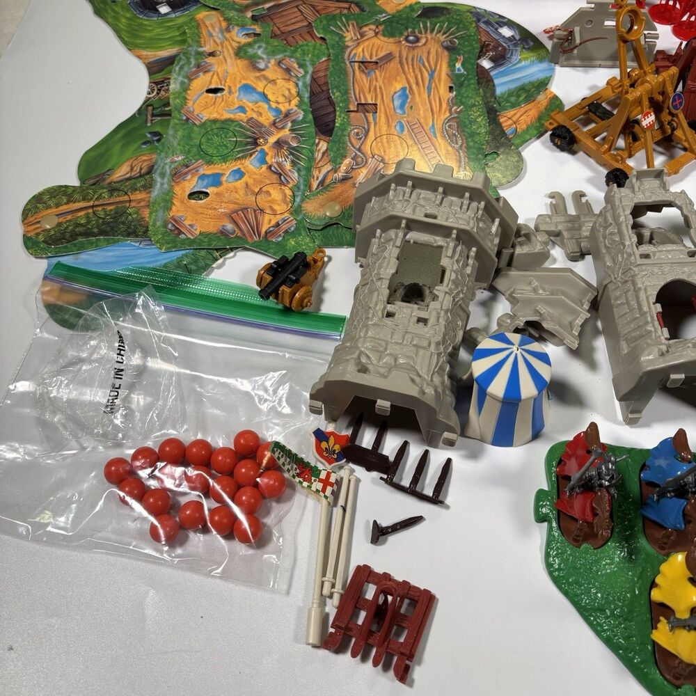 Vintage Weapons & Warriors Castle Siege Game 1996 Pressman #9705 Near Complete - Picture 4 of 15